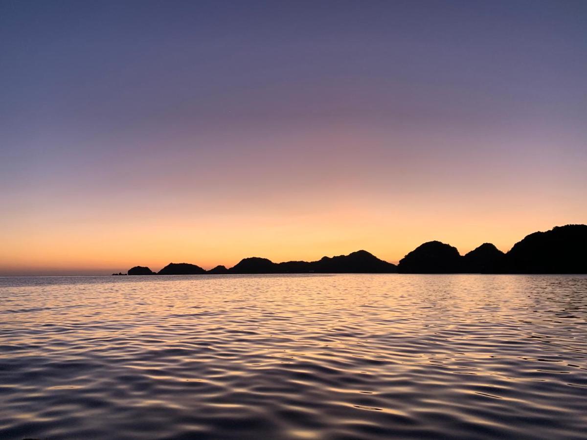 Ocean Beach Resort Cat Ba Island Eksteriør billede